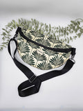 EARTH & BLOOM Wendebauchtasche I maka:lua
